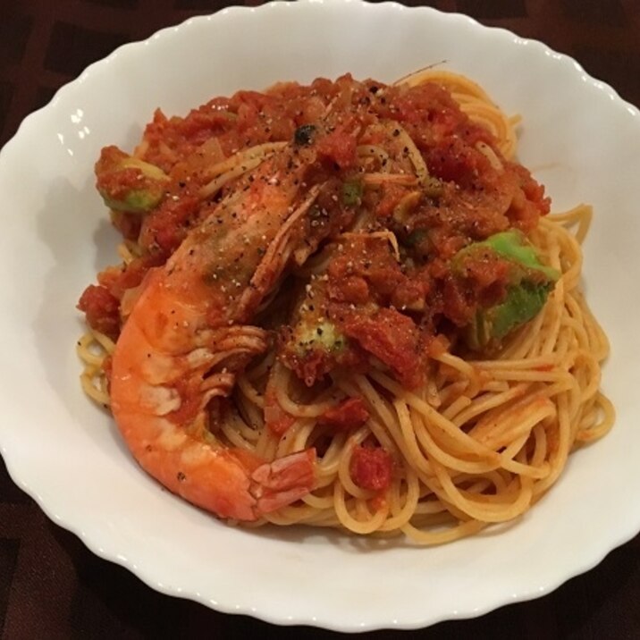 海老とアボカドのトマトクリームパスタ レシピ 作り方 By 週末は男子厨房 楽天レシピ